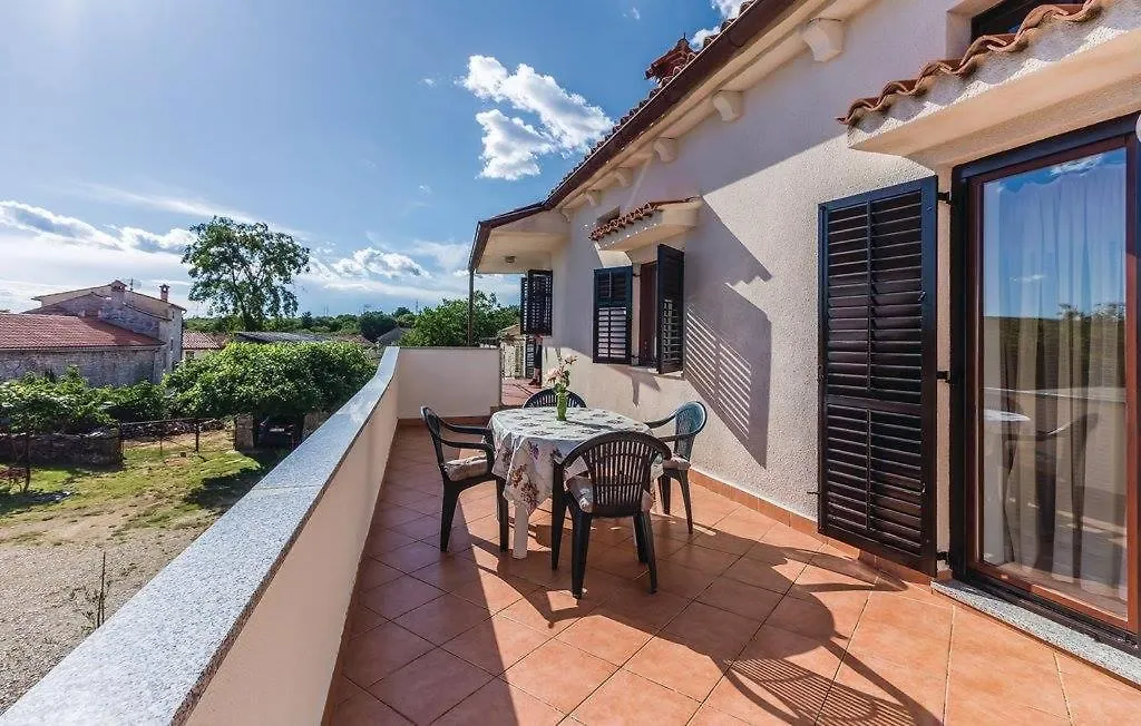 Apartment Glavani With Pool Barban Croacia